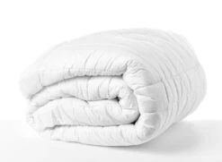Couette Anti-acariens 220x240cm ANDY – 4 Saisons
