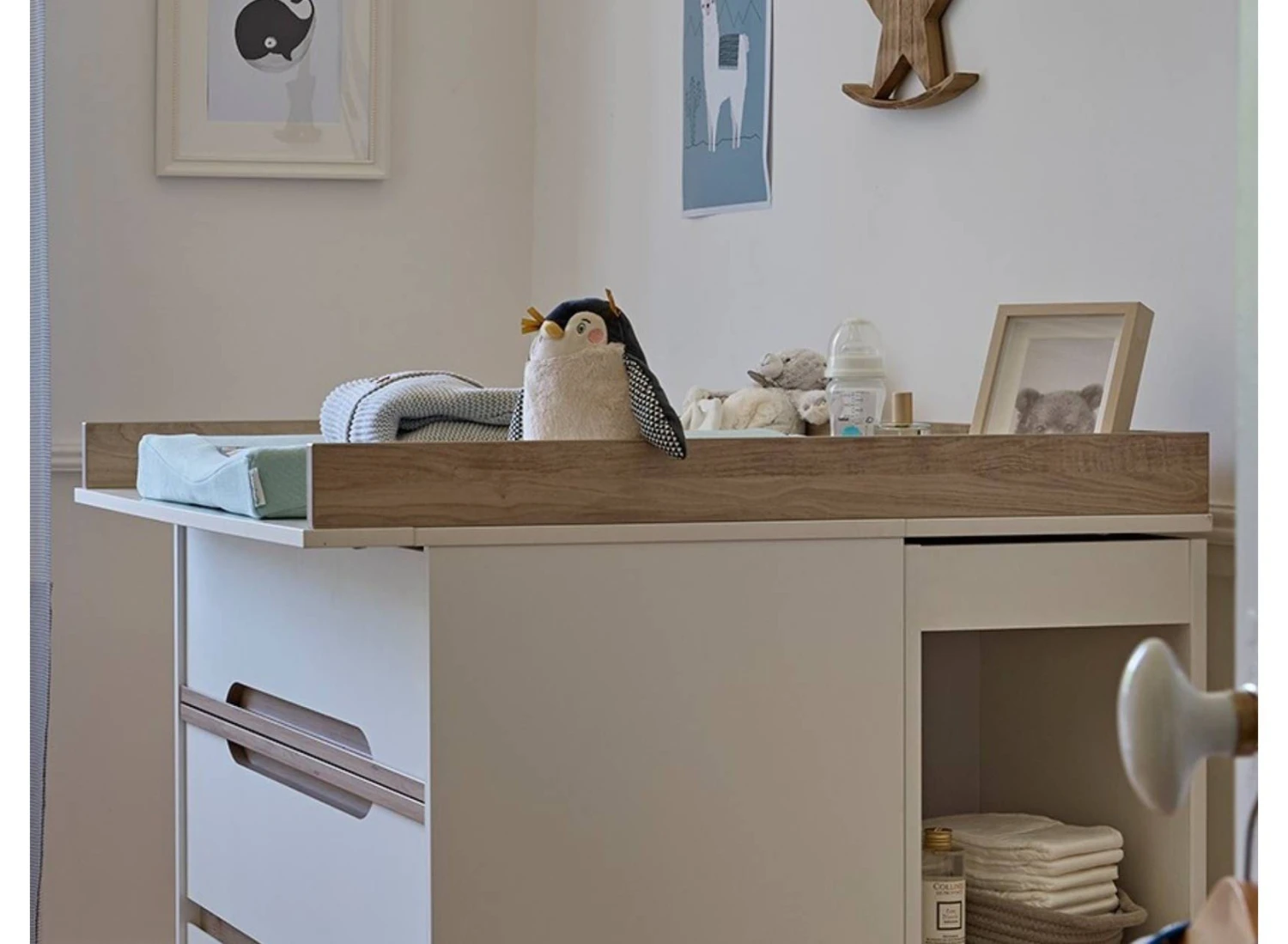 Plan à Langer Pour Commode ETHAN – Blanc Et Bois 1 Plan à Langer Pour Commode ETHAN – Blanc Et Bois